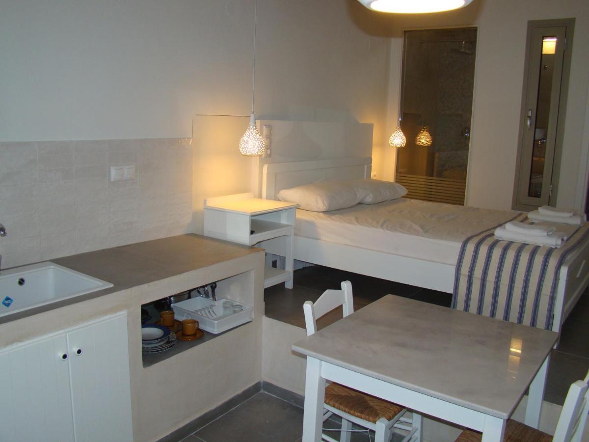 Efi's Apartment