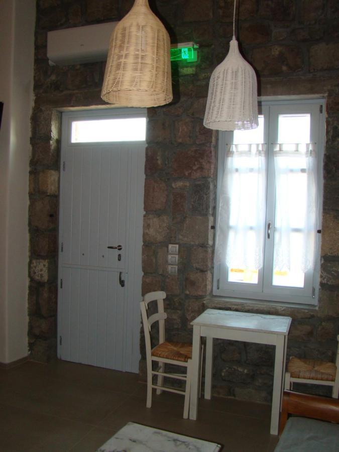 Efi's Apartment *