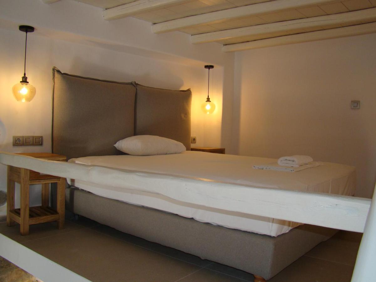 Efi's * Plaka (Milos)