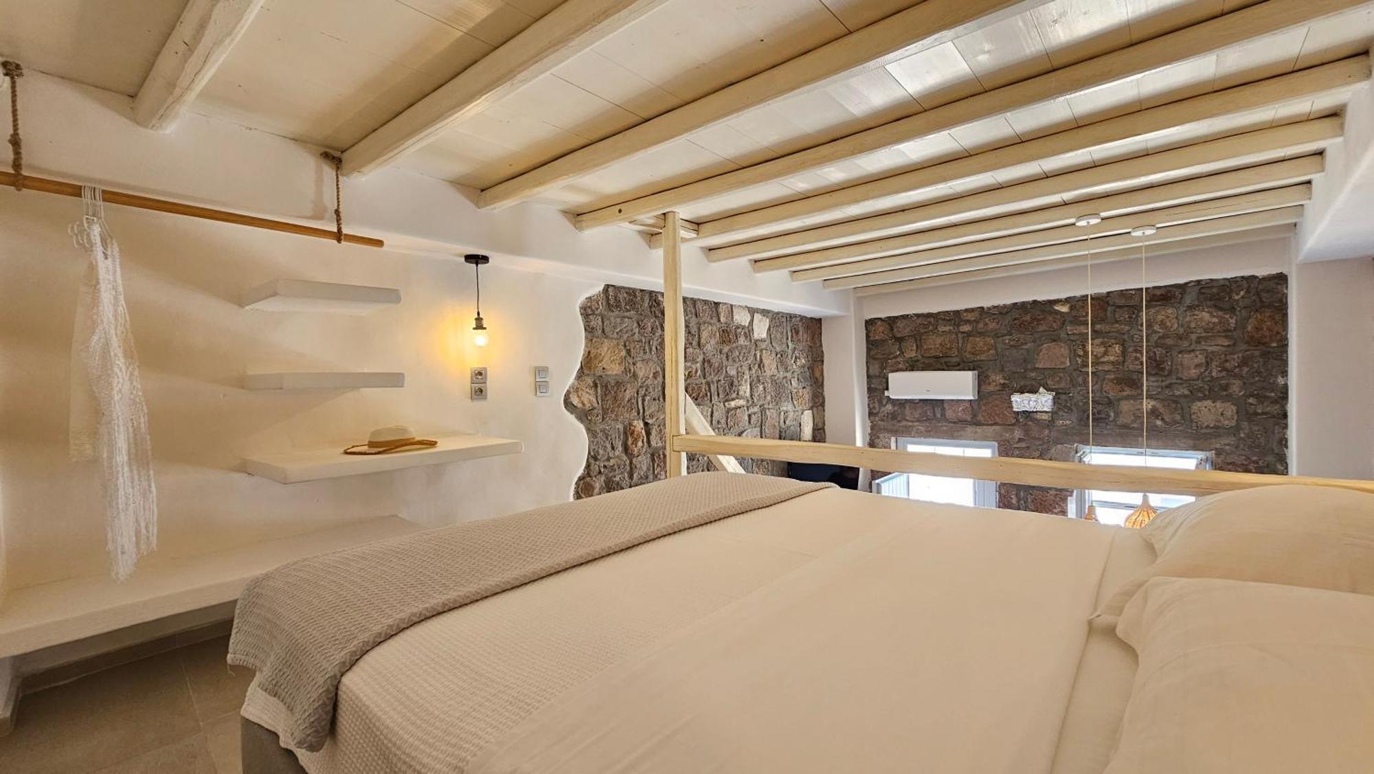 Efi's * Plaka (Milos)